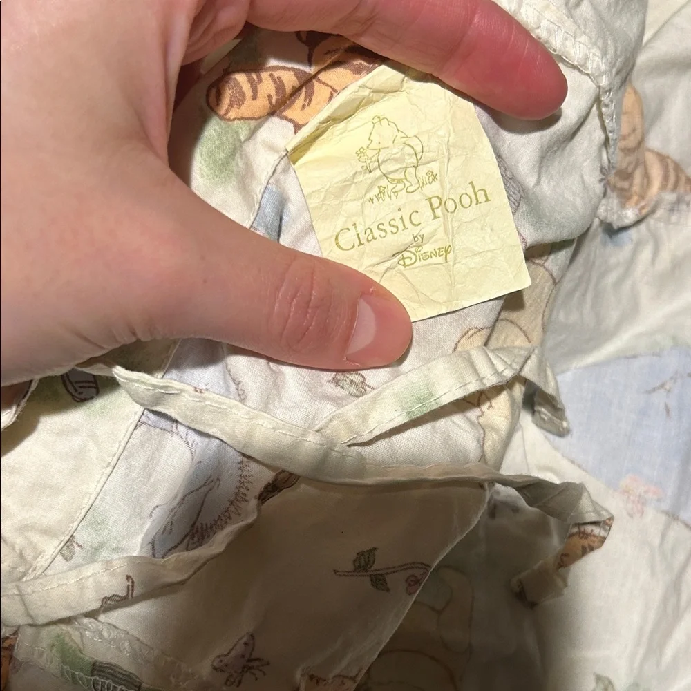 Vintage Disney Winnie the Pooh Print Baby Basket Liner